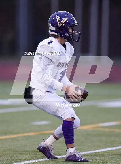 Thumbnail 3 in North Kitsap vs. WF West (WIAA 2A Semi Final) photogallery.