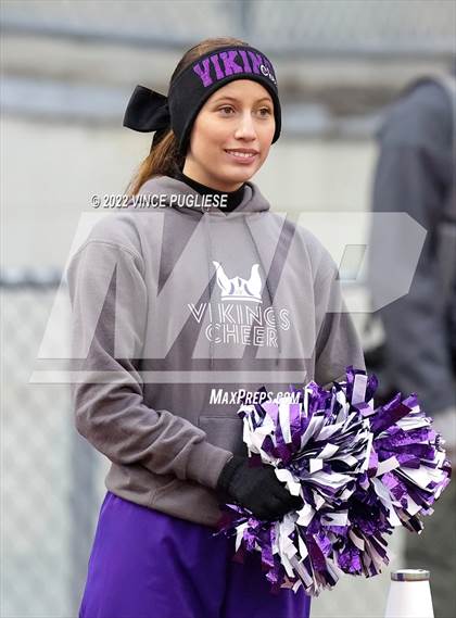 Thumbnail 3 in North Kitsap vs. WF West (WIAA 2A Semi Final) photogallery.