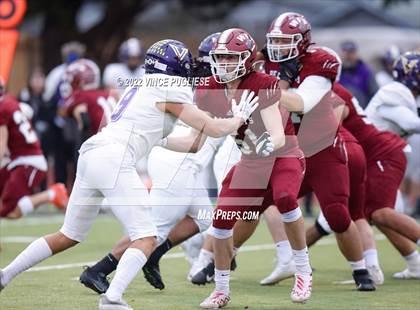 Thumbnail 3 in North Kitsap vs. WF West (WIAA 2A Semi Final) photogallery.