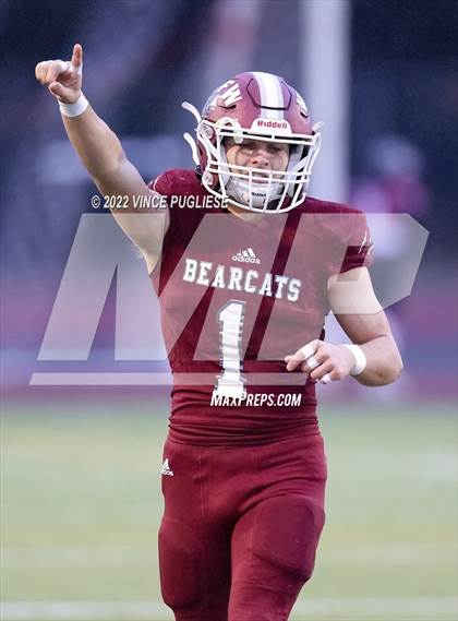 Thumbnail 3 in North Kitsap vs. WF West (WIAA 2A Semi Final) photogallery.