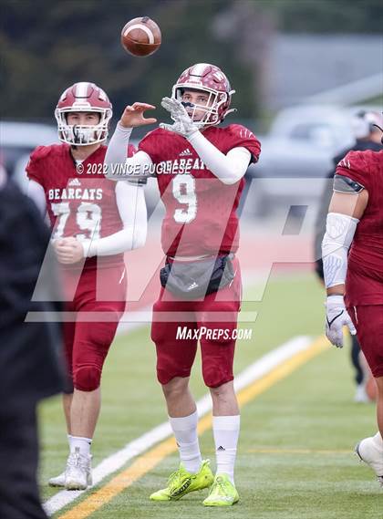 Thumbnail 2 in North Kitsap vs. WF West (WIAA 2A Semi Final) photogallery.