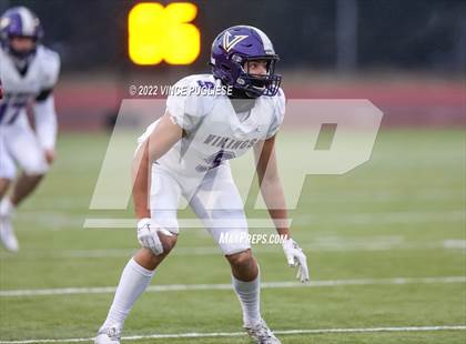 Thumbnail 2 in North Kitsap vs. WF West (WIAA 2A Semi Final) photogallery.