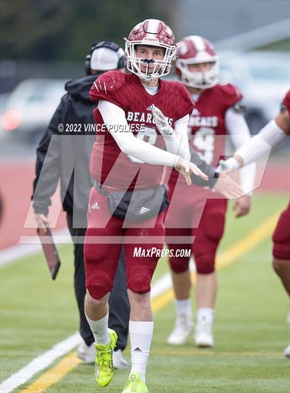 Thumbnail 3 in North Kitsap vs. WF West (WIAA 2A Semi Final) photogallery.
