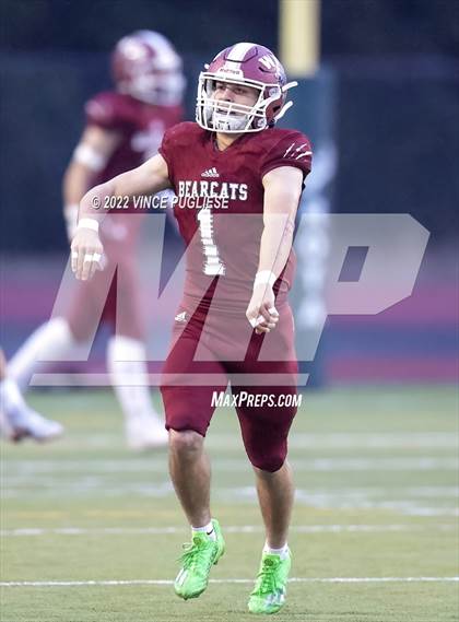 Thumbnail 1 in North Kitsap vs. WF West (WIAA 2A Semi Final) photogallery.