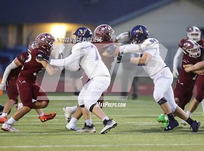 Thumbnail 2 in North Kitsap vs. WF West (WIAA 2A Semi Final) photogallery.