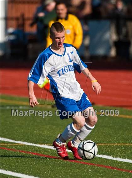 Thumbnail 3 in Weston vs Douglas (MIAA D3 Final) photogallery.