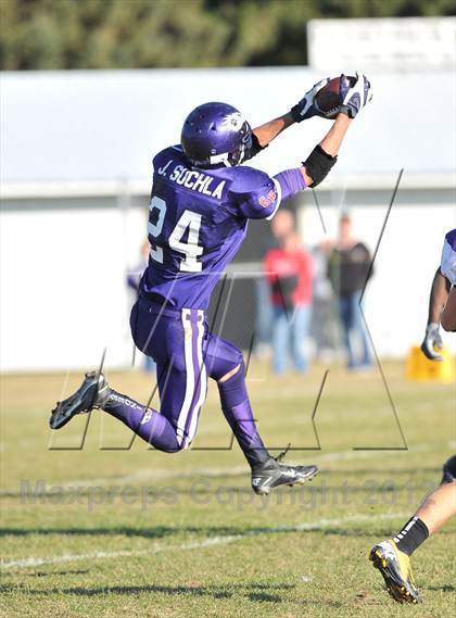 Thumbnail 3 in Independence/Gilmanton @ Clayton (WIAA D7 Playoffs Level 1) photogallery.