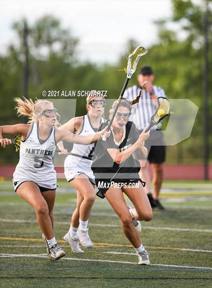 Thumbnail 2 in Rush-Henrietta @ Pittsford (NYSPHSAA Section 5 Class A Sectional Final) photogallery.
