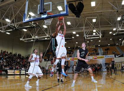 Thumbnail 3 in Bishop Gorman vs. Jesuit (Les Schwab Invitational) photogallery.