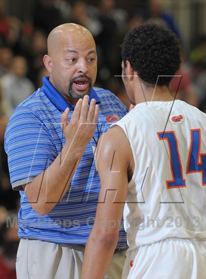 Thumbnail 2 in Bishop Gorman vs. Jesuit (Les Schwab Invitational) photogallery.