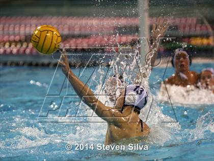 Thumbnail 3 in Carlsbad vs. La Costa Canyon (CIF SDS D1 Final) photogallery.