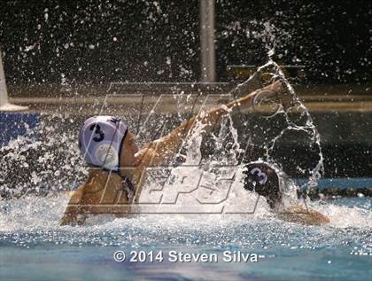 Thumbnail 2 in Carlsbad vs. La Costa Canyon (CIF SDS D1 Final) photogallery.