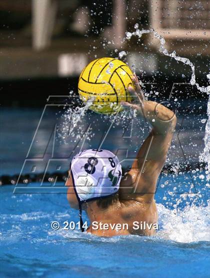 Thumbnail 3 in Carlsbad vs. La Costa Canyon (CIF SDS D1 Final) photogallery.