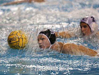 Thumbnail 3 in Carlsbad vs. La Costa Canyon (CIF SDS D1 Final) photogallery.