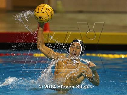 Thumbnail 2 in Carlsbad vs. La Costa Canyon (CIF SDS D1 Final) photogallery.