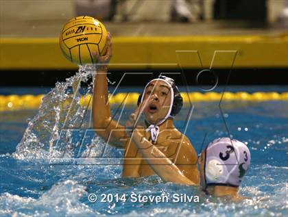 Thumbnail 3 in Carlsbad vs. La Costa Canyon (CIF SDS D1 Final) photogallery.