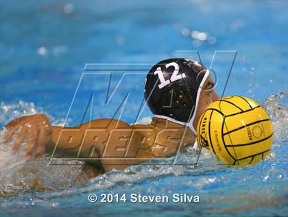 Thumbnail 3 in Carlsbad vs. La Costa Canyon (CIF SDS D1 Final) photogallery.