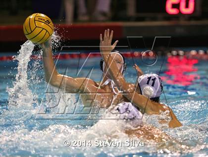 Thumbnail 3 in Carlsbad vs. La Costa Canyon (CIF SDS D1 Final) photogallery.