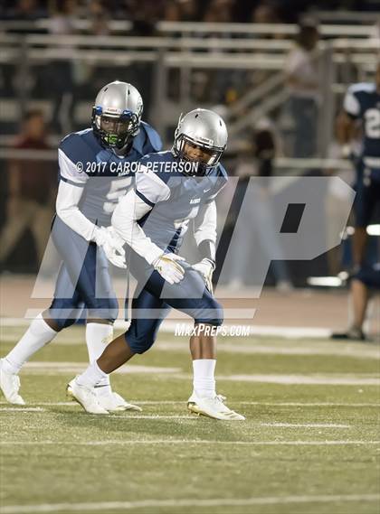 Thumbnail 2 in Los Osos @ Silverado photogallery.