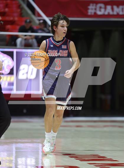 Thumbnail 1 in Woods Cross vs. Orem (UHSAA 5A Quarterfinal) photogallery.
