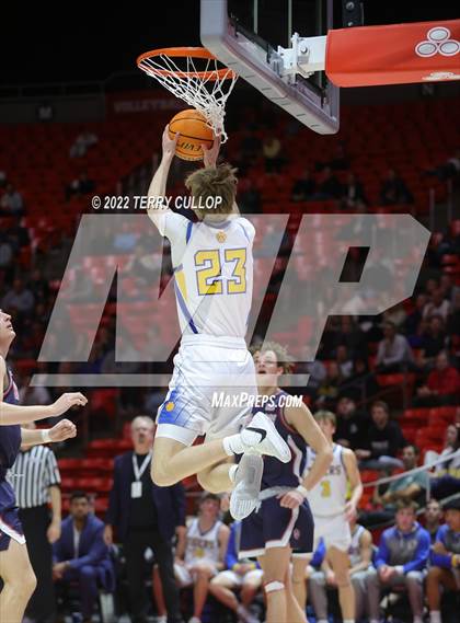 Thumbnail 3 in Woods Cross vs. Orem (UHSAA 5A Quarterfinal) photogallery.