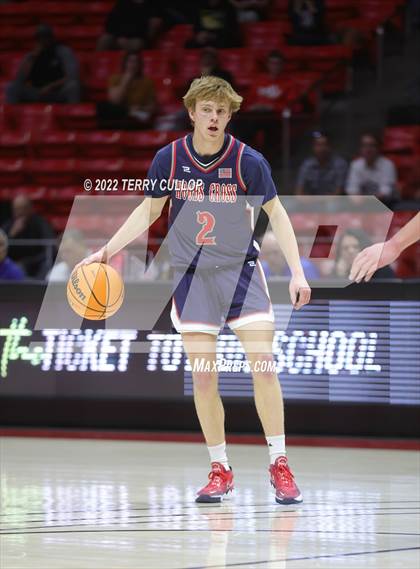 Thumbnail 2 in Woods Cross vs. Orem (UHSAA 5A Quarterfinal) photogallery.