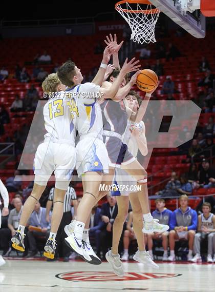 Thumbnail 3 in Woods Cross vs. Orem (UHSAA 5A Quarterfinal) photogallery.