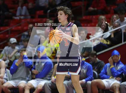 Thumbnail 2 in Woods Cross vs. Orem (UHSAA 5A Quarterfinal) photogallery.