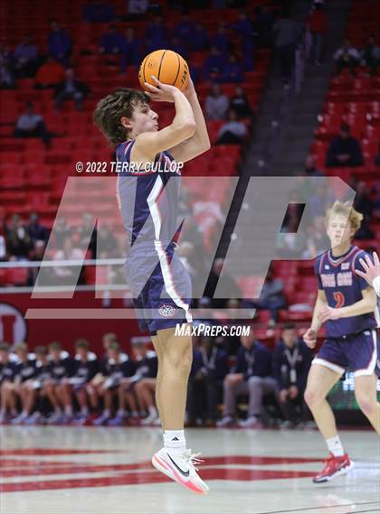 Thumbnail 3 in Woods Cross vs. Orem (UHSAA 5A Quarterfinal) photogallery.