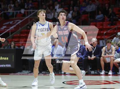 Thumbnail 3 in Woods Cross vs. Orem (UHSAA 5A Quarterfinal) photogallery.