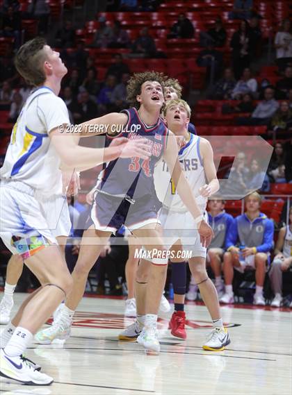 Thumbnail 2 in Woods Cross vs. Orem (UHSAA 5A Quarterfinal) photogallery.