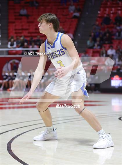 Thumbnail 3 in Woods Cross vs. Orem (UHSAA 5A Quarterfinal) photogallery.