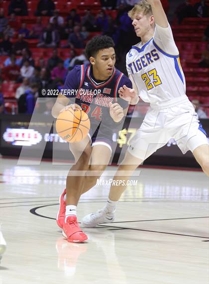 Thumbnail 1 in Woods Cross vs. Orem (UHSAA 5A Quarterfinal) photogallery.