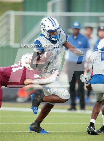 Thumbnail 2 in Grand Prairie vs Keller Central photogallery.