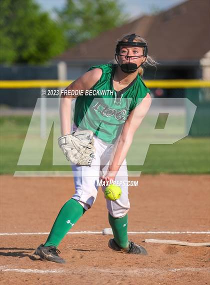 Thumbnail 2 in Saint Jo @ Tioga photogallery.