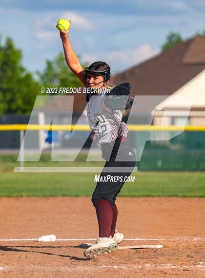 Thumbnail 1 in Saint Jo @ Tioga photogallery.