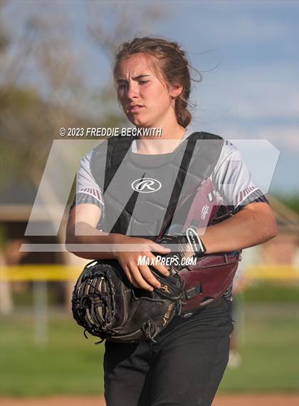 Thumbnail 1 in Saint Jo @ Tioga photogallery.