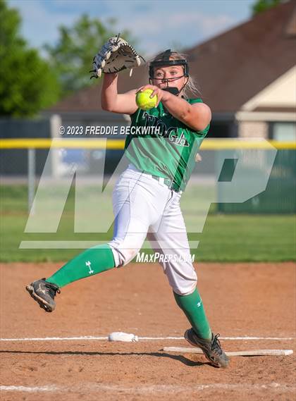 Thumbnail 1 in Saint Jo @ Tioga photogallery.