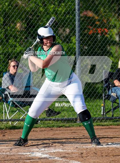 Thumbnail 3 in Saint Jo @ Tioga photogallery.