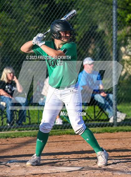 Thumbnail 3 in Saint Jo @ Tioga photogallery.