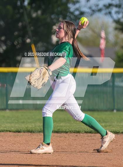 Thumbnail 2 in Saint Jo @ Tioga photogallery.