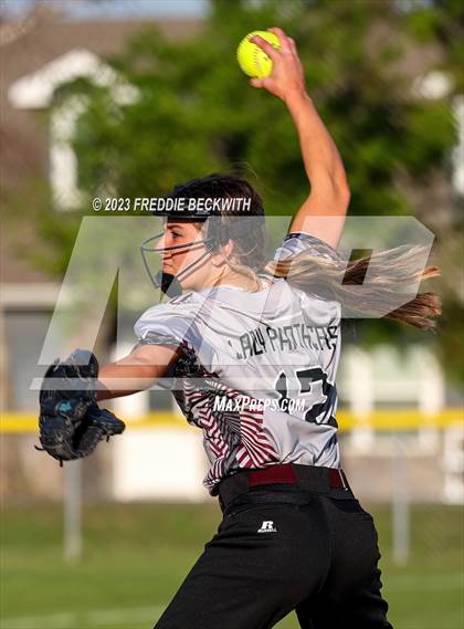 Thumbnail 1 in Saint Jo @ Tioga photogallery.
