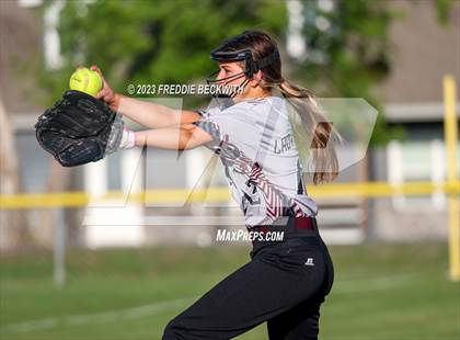 Thumbnail 2 in Saint Jo @ Tioga photogallery.