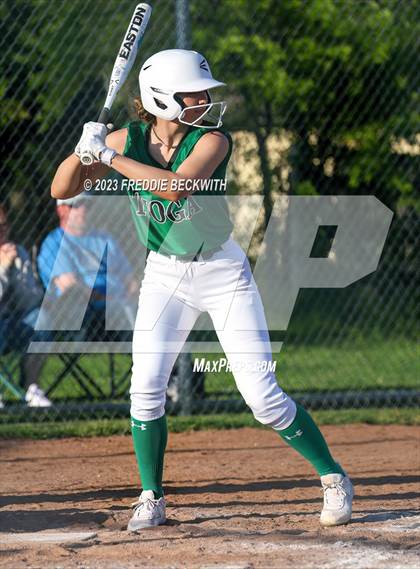 Thumbnail 1 in Saint Jo @ Tioga photogallery.