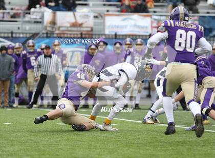 Thumbnail 1 in Bishop Guilfoyle vs. Farrell (PIAA 1A Final) photogallery.