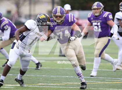 Thumbnail 2 in Bishop Guilfoyle vs. Farrell (PIAA 1A Final) photogallery.