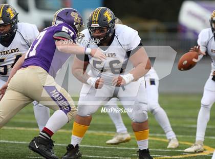 Thumbnail 3 in Bishop Guilfoyle vs. Farrell (PIAA 1A Final) photogallery.
