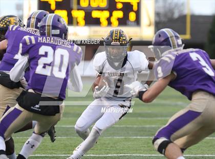 Thumbnail 1 in Bishop Guilfoyle vs. Farrell (PIAA 1A Final) photogallery.