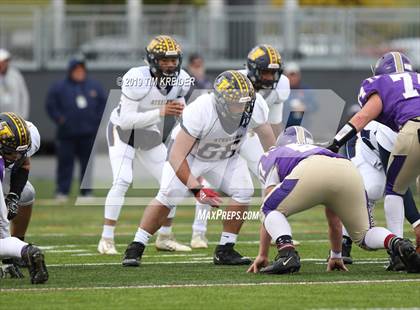 Thumbnail 3 in Bishop Guilfoyle vs. Farrell (PIAA 1A Final) photogallery.