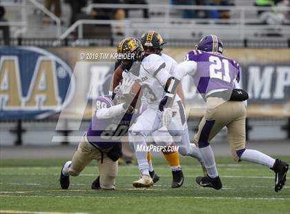 Thumbnail 1 in Bishop Guilfoyle vs. Farrell (PIAA 1A Final) photogallery.